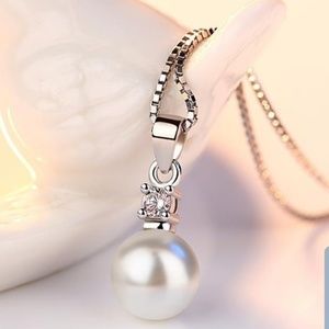  925 Sterling Silver Pendant (No Necklace)
